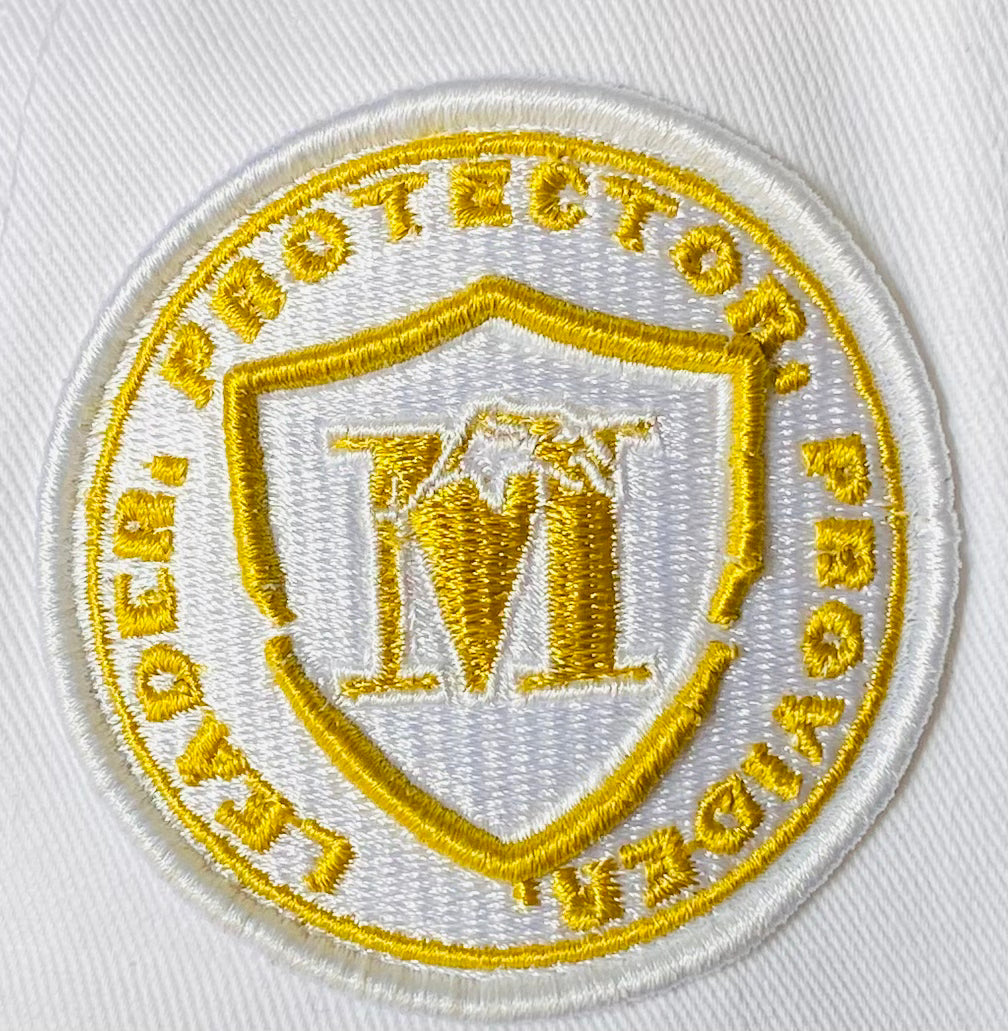 I PRAY HAT (WHITE/GOLD)